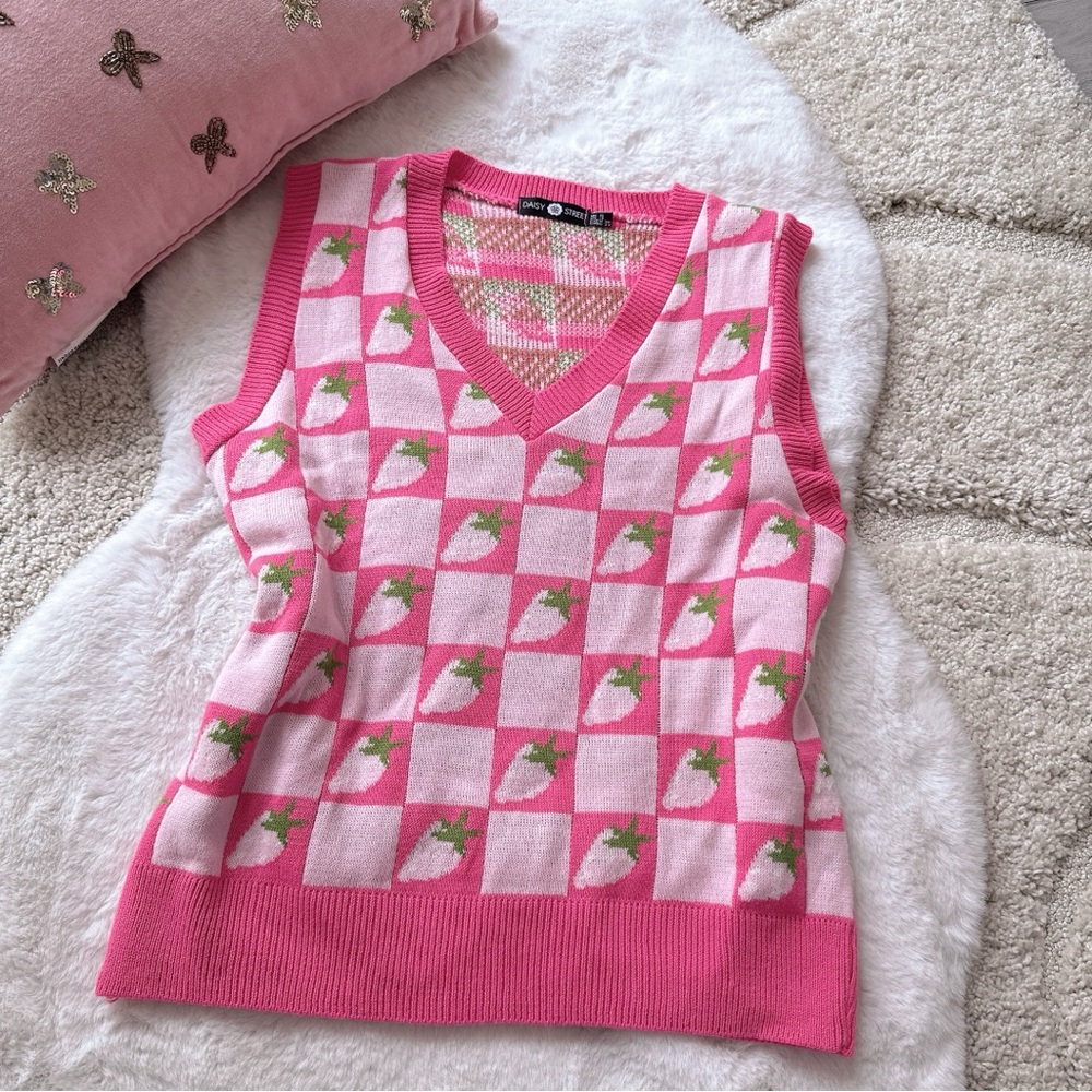 Strawberry Pink Sweater Vest🍓🩷 US4